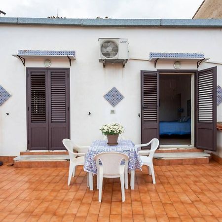 Frank'S House - Appartamento Con Terrazzo In Centro Palermo Dış mekan fotoğraf