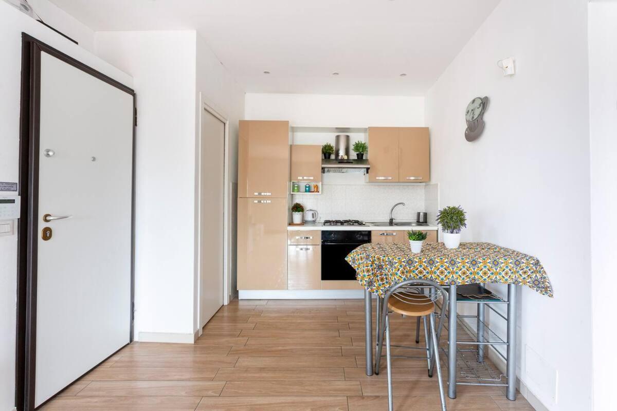 Frank'S House - Appartamento Con Terrazzo In Centro Palermo Dış mekan fotoğraf