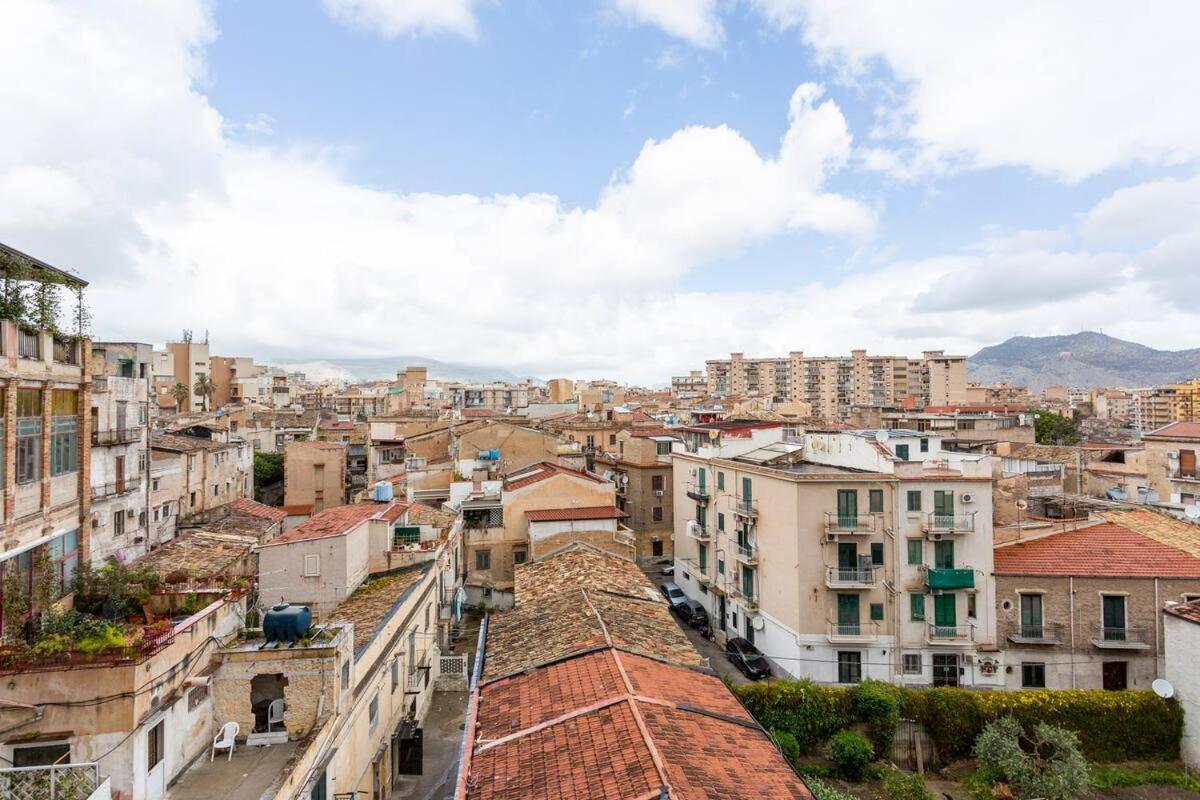 Frank'S House - Appartamento Con Terrazzo In Centro Palermo Dış mekan fotoğraf